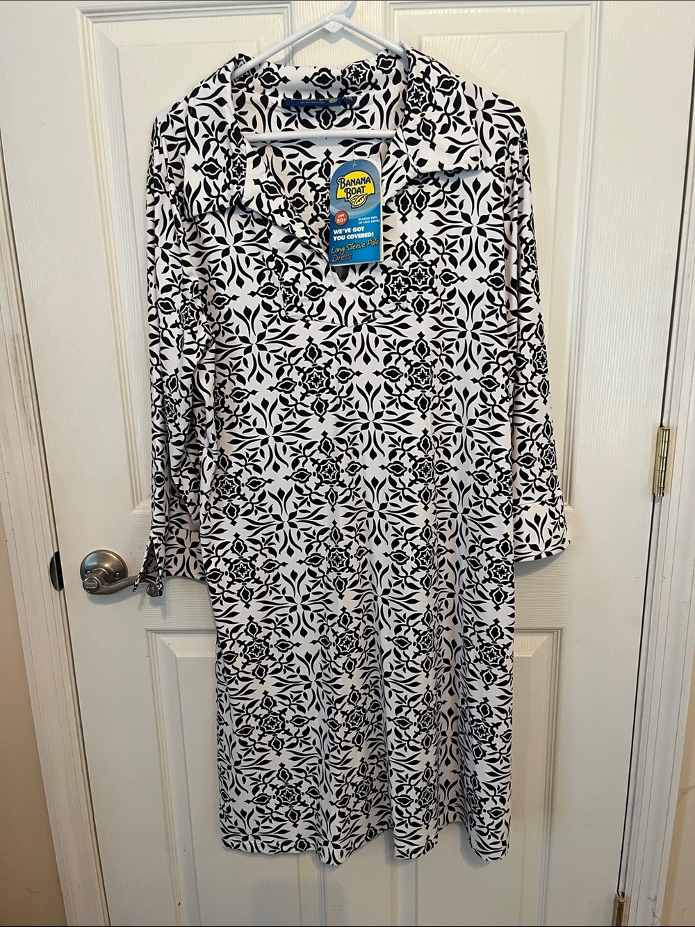 Banana Republic Black & White Long Sleeve Patterned Dress